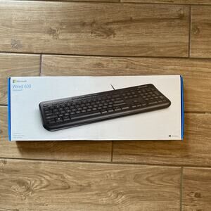 Sealed Microsoft wired 600 keyboard Model: 1576